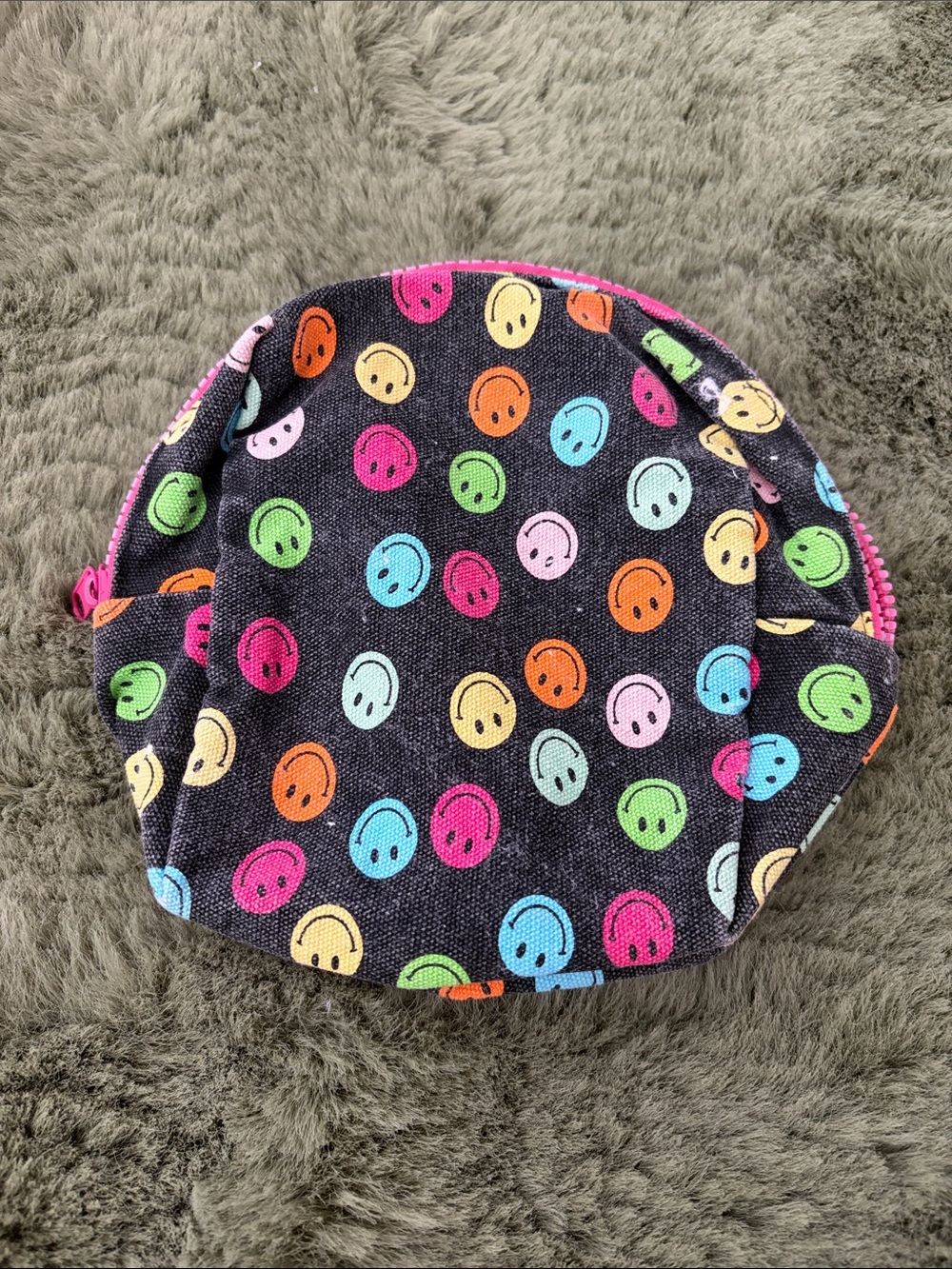 Smiley Face Round Zipper Pouch - Multi-Color